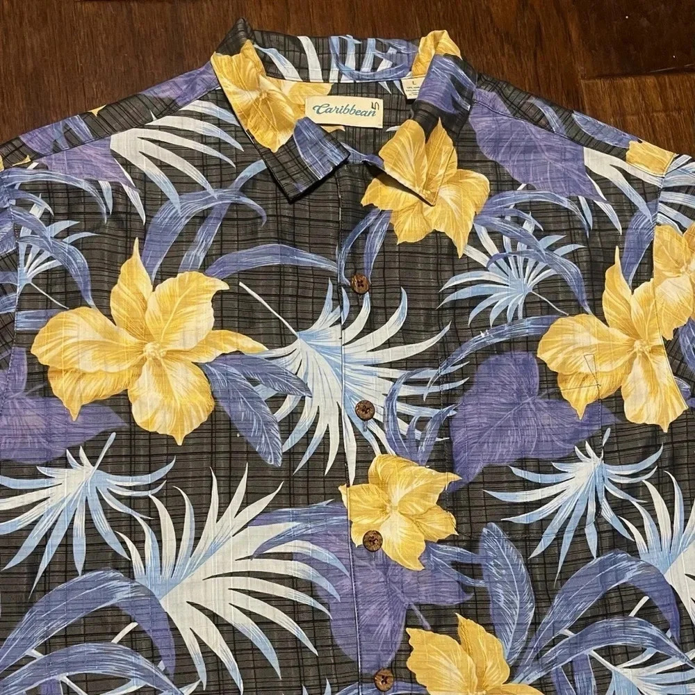 Caribbean Floral Hawaiian Short Sleeve Button Down Shirt - Picture 2 of 9
